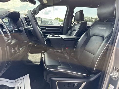 Used 2025 RAM 1500 Laramie image 10