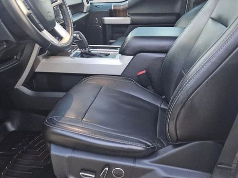 Used 2017 Ford F150 Lariat w/ Equipment Group 501A Mid AWD/4WD image 17