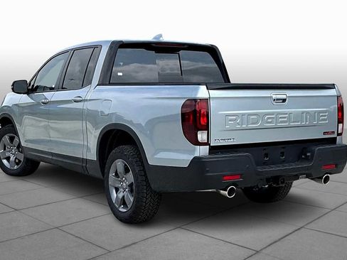 Used 2025 Honda Ridgeline TrailSport image 11