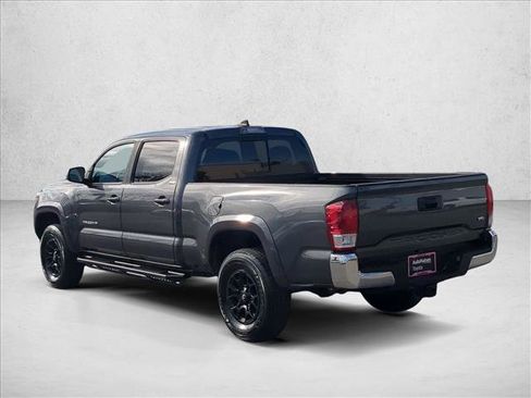 Used 2019 Toyota Tacoma SR5 image 8