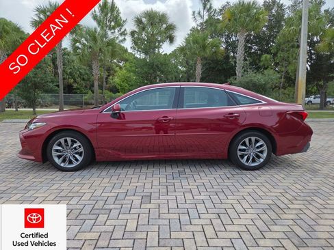 Certified 2019 Toyota Avalon XLE w/ Moonroof Package FWD image 8