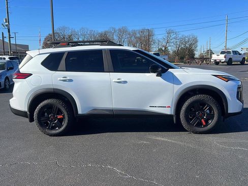 New 2026 Nissan Rogue SV w/ Rock Creek Premium Package image 4