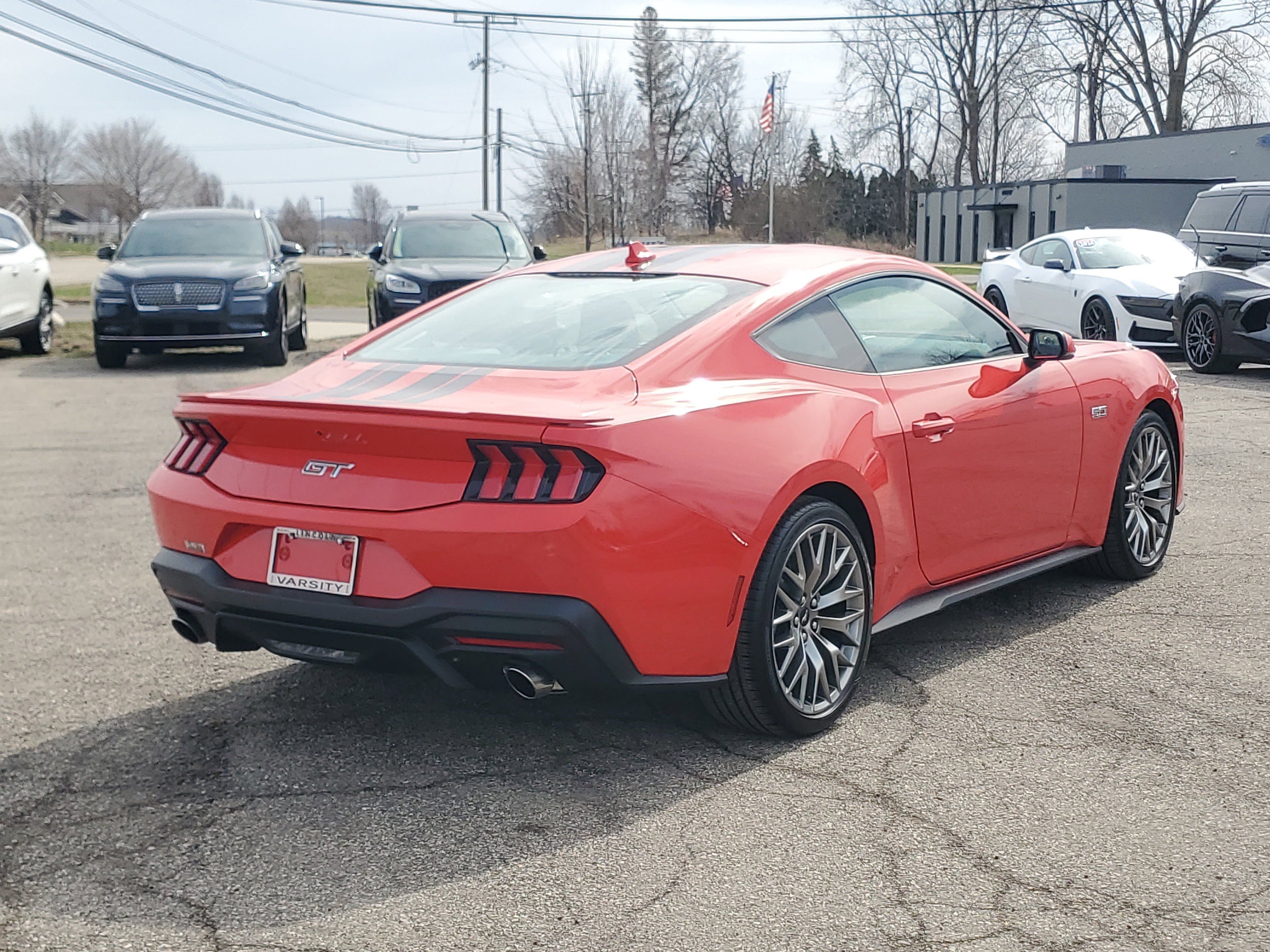 Used 2025 Ford Mustang GT Premium RWD image 6