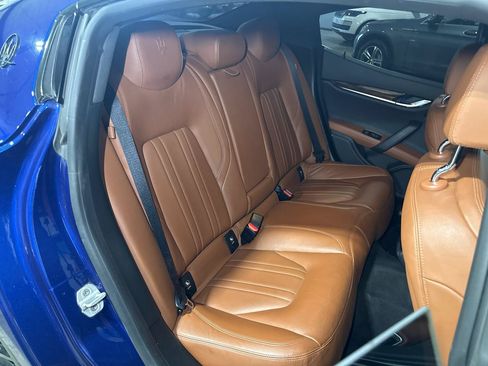 Used 2014 Maserati Ghibli S Q4 AWD/4WD image 27