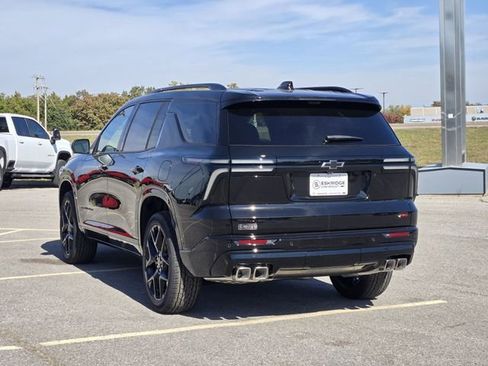New 2026 Chevrolet Traverse RS image 3