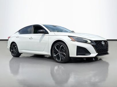 Used 2023 Nissan Altima 2.5 SR