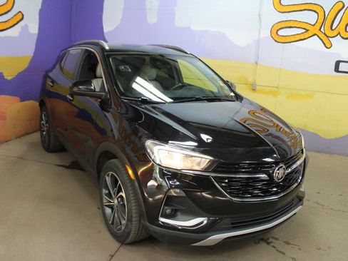 Used 2021 Buick Encore GX Select FWD image 2