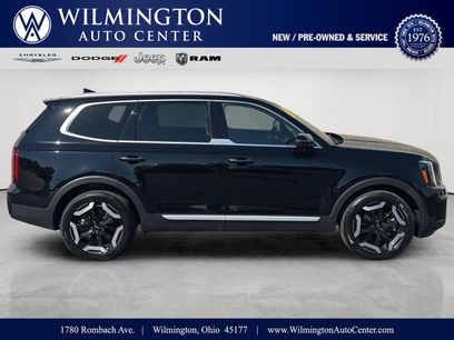 Used 2024 Kia Telluride S w/ S Sunroof Package