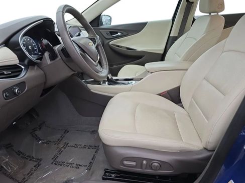 Used 2023 Chevrolet Malibu LT FWD image 13