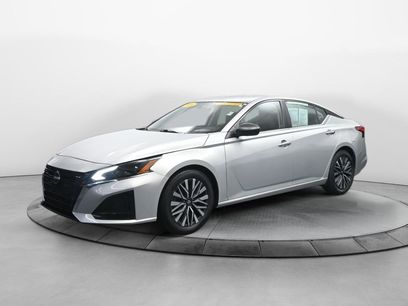 Used 2024 Nissan Altima 2.5 SV