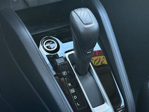 New 2025 Nissan Versa SV image 21