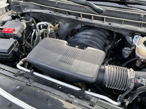 Used 2022 Chevrolet Tahoe Z71 w/ Z71 Off-Road Package image 29