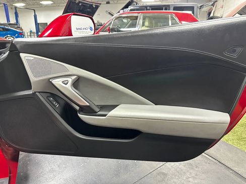 Used 2015 Chevrolet Corvette Stingray Convertible w/ 3LT Preferred Equipment Group image 18