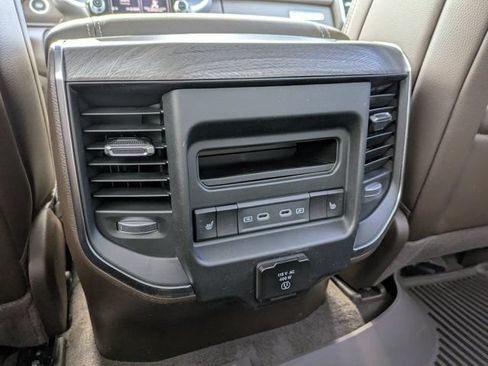New 2026 RAM 1500 Laramie AWD/4WD image 14