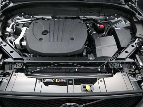 New 2026 Volvo XC60 B5 Plus w/ Climate Package image 13
