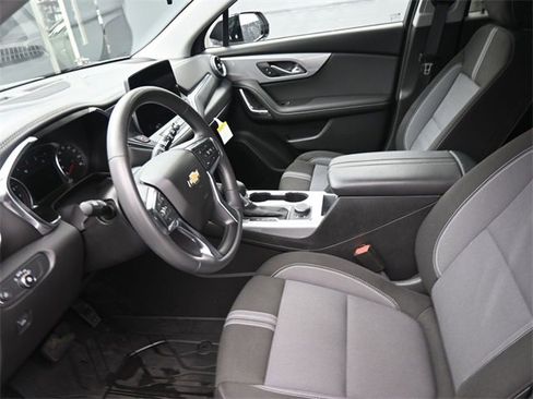 New 2025 Chevrolet Blazer LT w/ Midnight/Sport Edition image 8