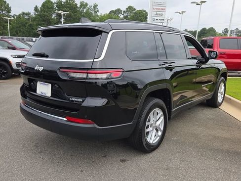 Used 2025 Jeep Grand Cherokee L Laredo RWD image 13