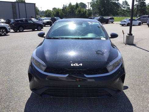 Used 2024 Kia Forte LXS FWD image 12