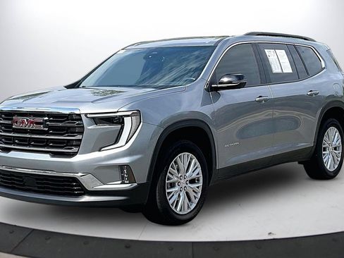Used 2025 GMC Acadia Elevation w/ Elevation Premium Package FWD image 4