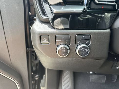 Certified 2022 GMC Sierra 1500 Elevation AWD/4WD image 18