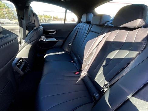 New 2026 Mercedes-Benz E 350 4MATIC Sedan image 10