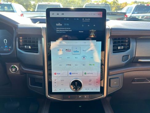 Used 2022 Ford Expedition King Ranch image 28