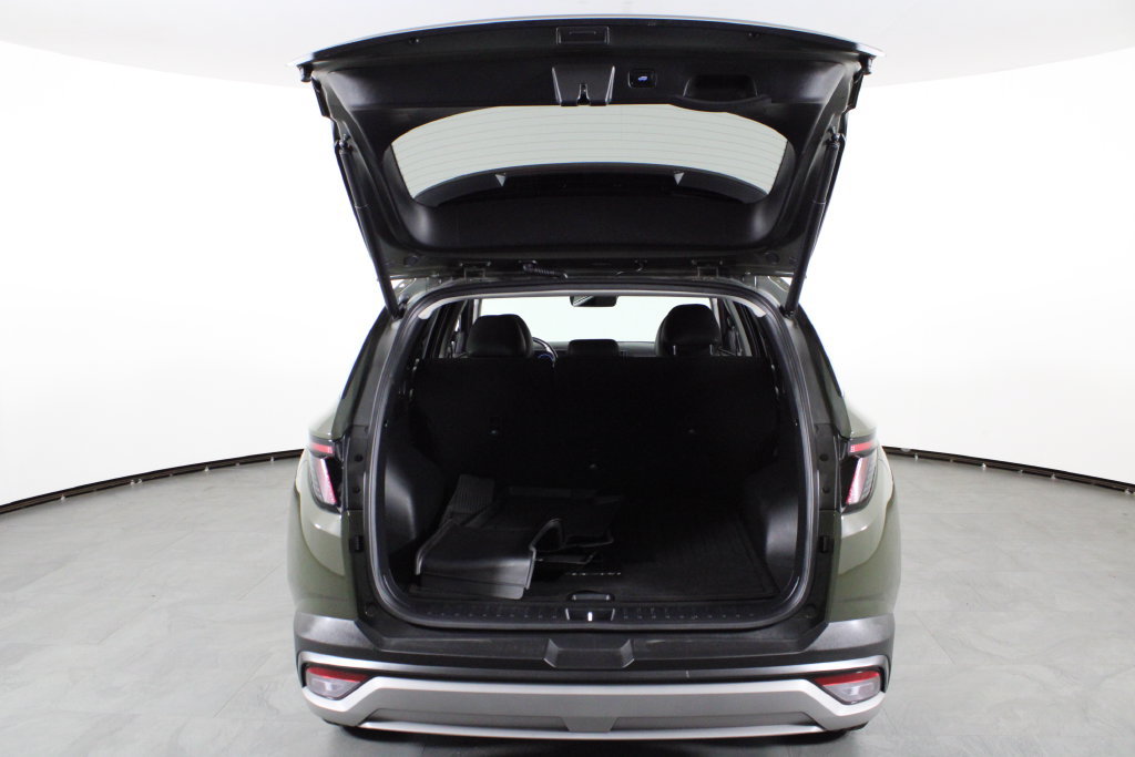 Used 2025 Hyundai Tucson SEL FWD image 15