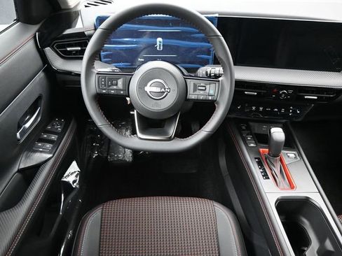 New 2026 Nissan Kicks SR w/ Cold Weather Package AWD/4WD image 12