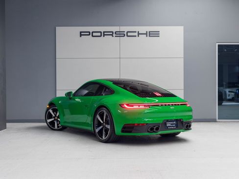 Certified 2021 Porsche 911 Carrera image 3