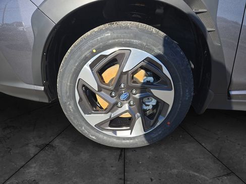 Used 2026 Subaru Crosstrek 2.5i Limited w/ Crosstrek Mirror Package AWD/4WD image 14