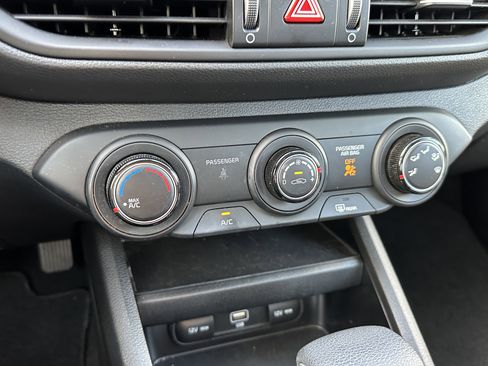 Certified 2023 Kia Forte LXS w/ LXS Technology Package image 29