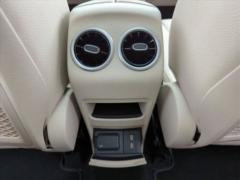 Used 2026 Mercedes-Benz GLB 250 image 18