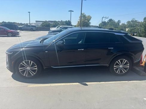 Certified 2024 Cadillac Lyriq Luxury w/ LPO, Floor Liner Package AWD/4WD image 2