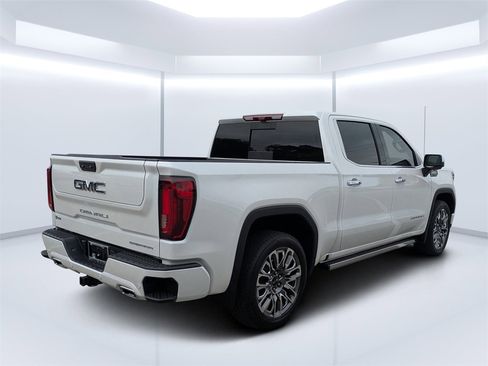 Used 2023 GMC Sierra 1500 Denali Ultimate image 3