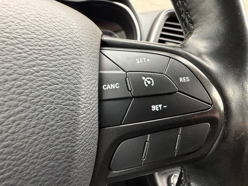Used 2020 Jeep Cherokee Trailhawk w/ Cold Weather Group AWD/4WD image 24
