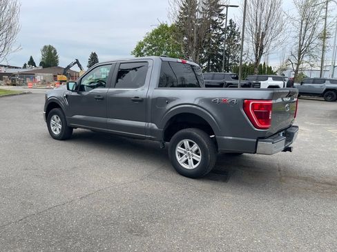 Used 2023 Ford F150 XLT image 3