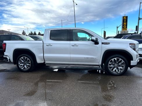 Used 2023 GMC Sierra 1500 Denali w/ Denali Reserve Package image 2