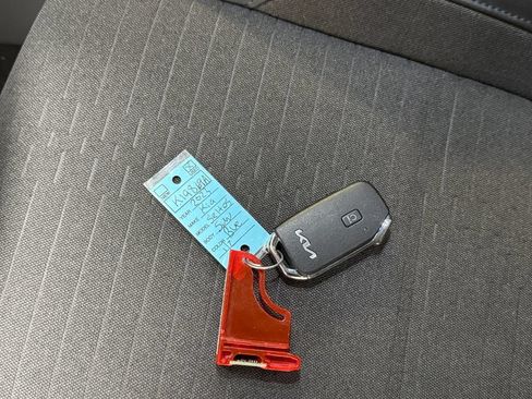 Certified 2023 Kia Seltos S AWD/4WD image 32