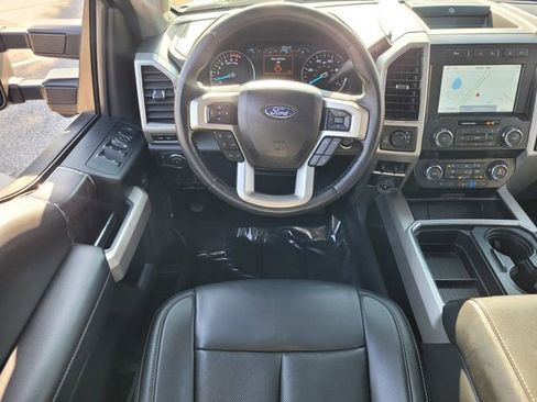 Used 2021 Ford F250 Lariat image 13