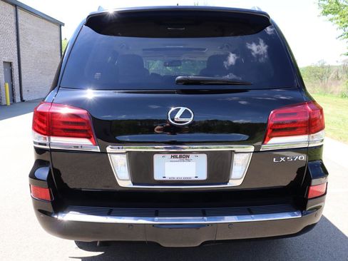 Used 2014 Lexus LX 570 4WD image 12