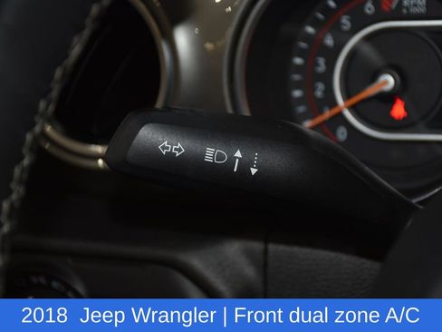Used 2018 Jeep Wrangler Unlimited Sahara w/ Uconnect 4C Nav & Sound Group image 11