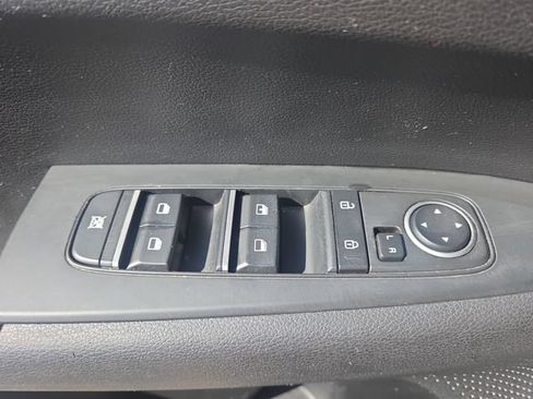 Used 2023 Kia Forte LXS FWD image 17