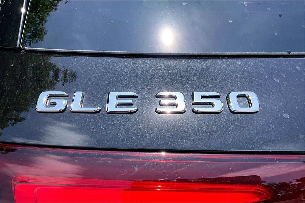 Used 2026 Mercedes-Benz GLE 350 4MATIC image 33
