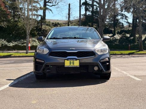 Used 2019 Kia Forte LXS image 8