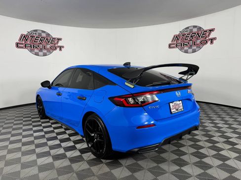 Used 2023 Honda Civic Sport image 5