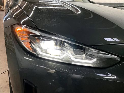 Used 2023 BMW i4 eDrive35 w/ Premium Package image 29