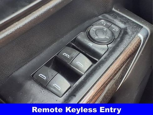 Used 2020 Chevrolet Silverado 1500 LT RWD image 13