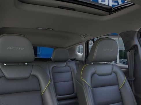 New 2026 Chevrolet Trax ACTIV FWD image 24