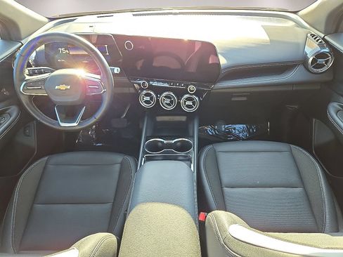 Used 2024 Chevrolet Blazer EV LT AWD/4WD image 19