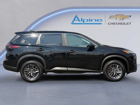 Used 2024 Nissan Rogue S AWD/4WD image 6